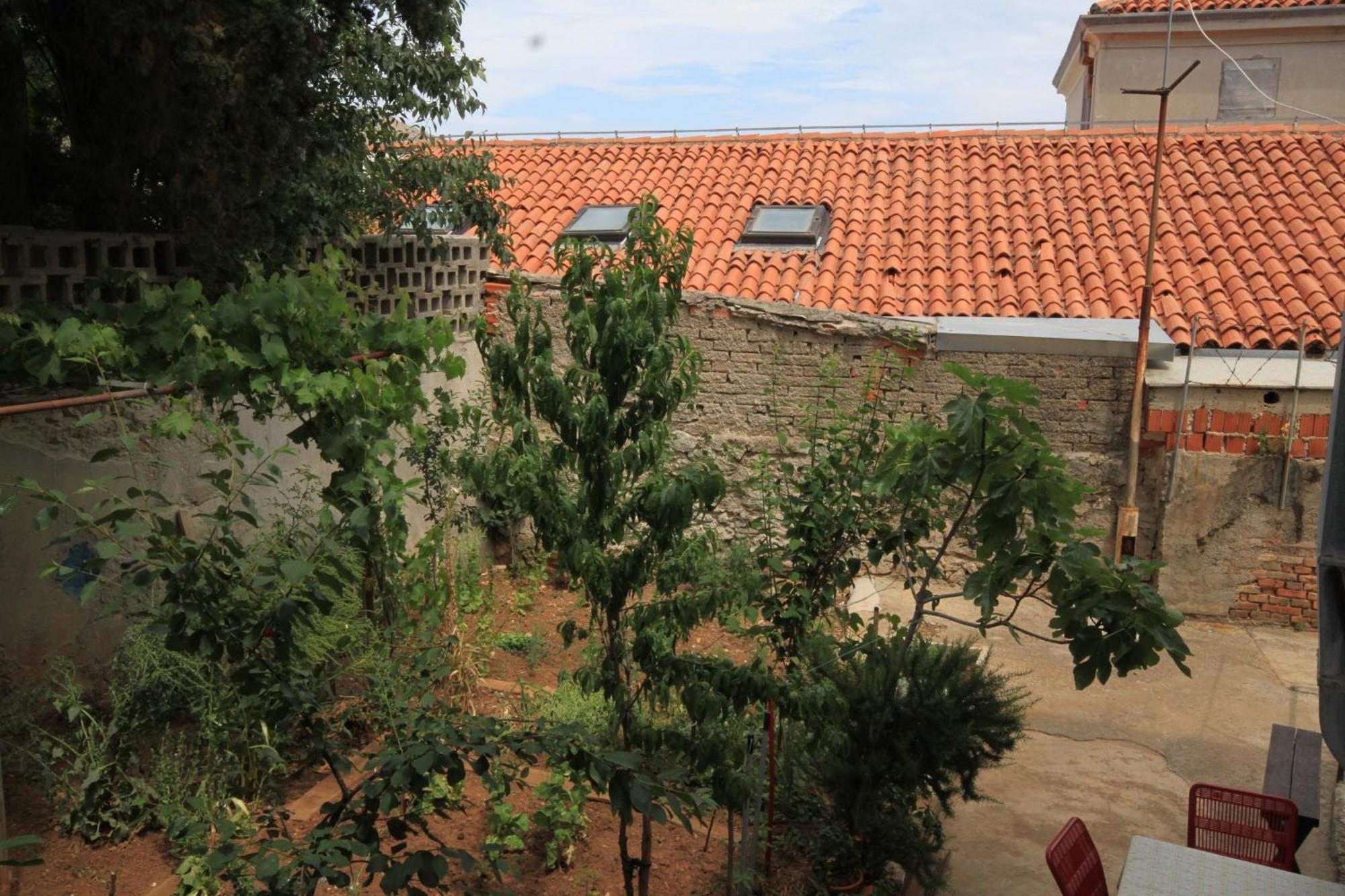 Apartments And Rooms With Parking Space Mali Lošinj Exteriör bild