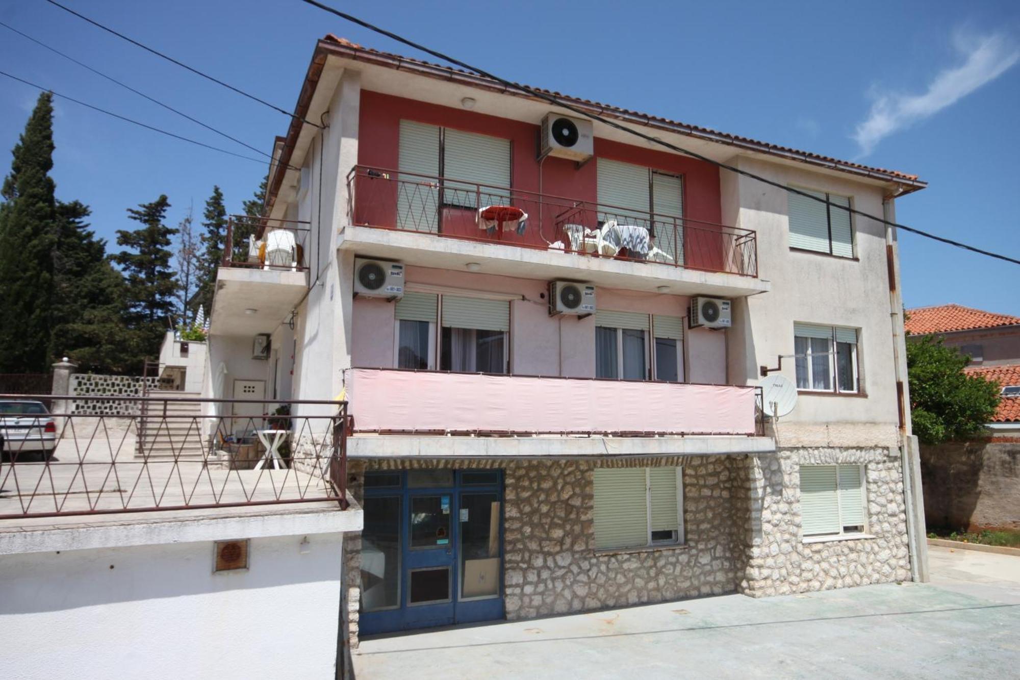 Apartments And Rooms With Parking Space Mali Lošinj Exteriör bild