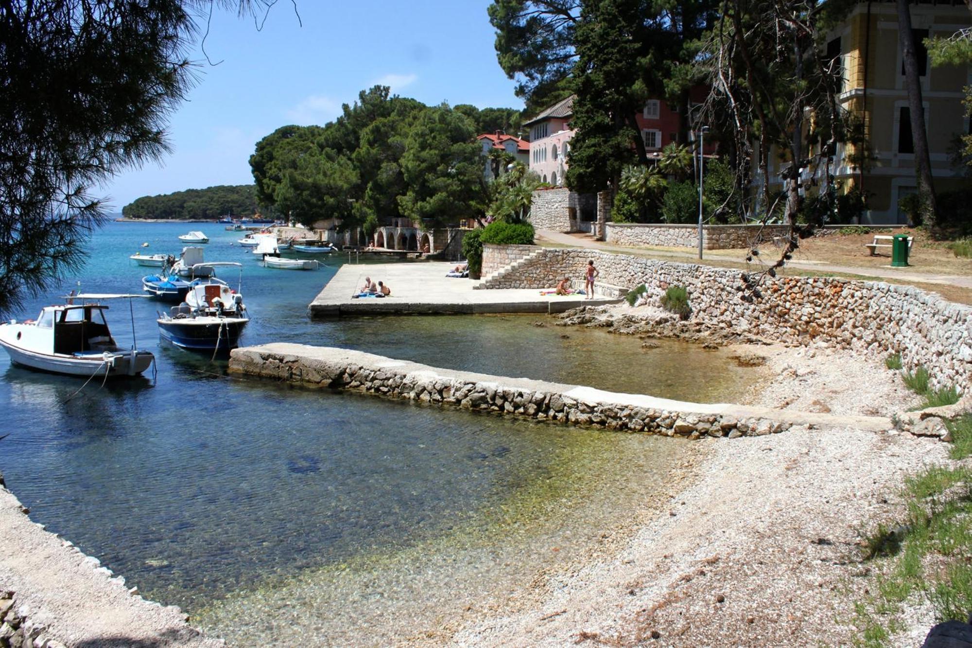 Apartments And Rooms With Parking Space Mali Lošinj Exteriör bild