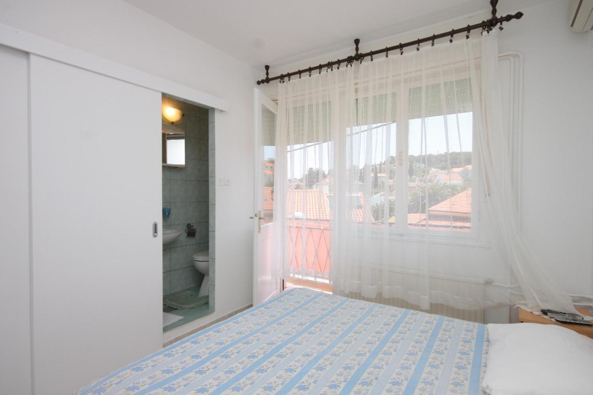 Apartments And Rooms With Parking Space Mali Lošinj Rum bild
